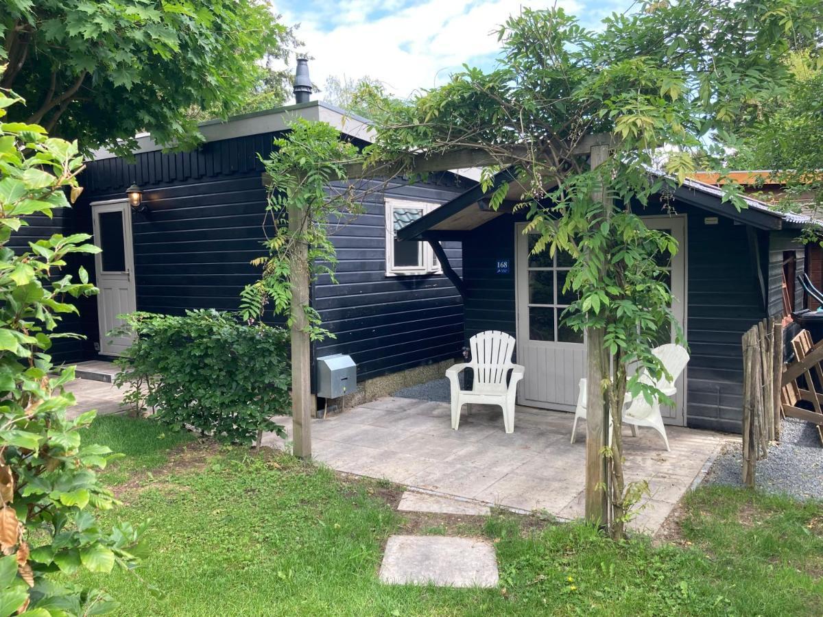 Chalet Wild Forest, Knus Chalet Op De Veluwe Met Gratis Parkeren Putten Exterior photo