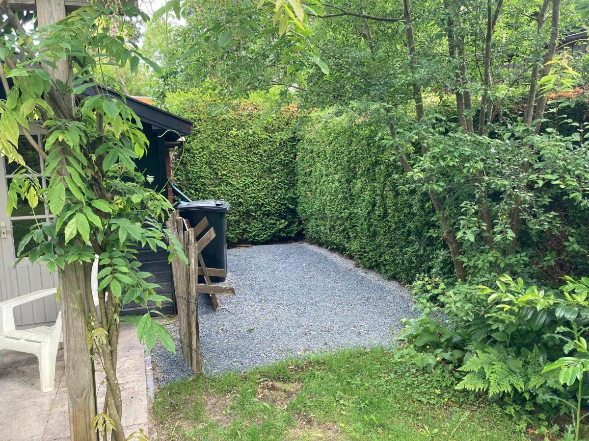 Chalet Wild Forest, Knus Chalet Op De Veluwe Met Gratis Parkeren Putten Exterior photo