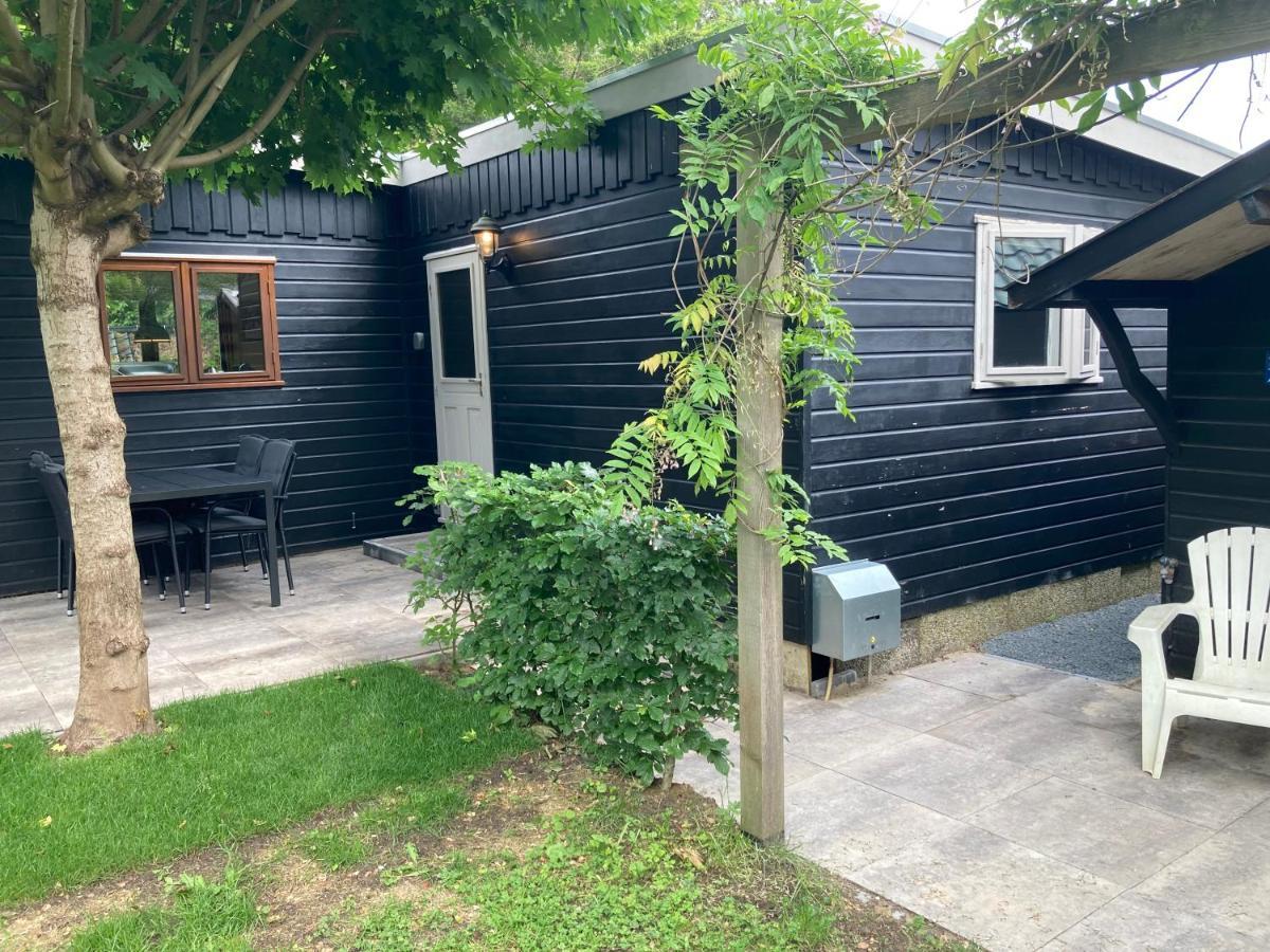 Chalet Wild Forest, Knus Chalet Op De Veluwe Met Gratis Parkeren Putten Exterior photo
